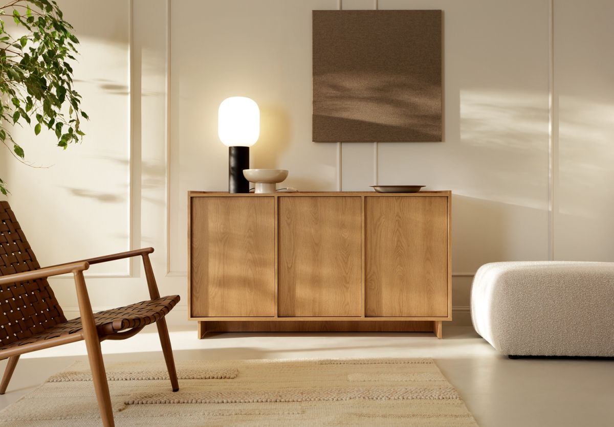 Komoda Yasumi - K147